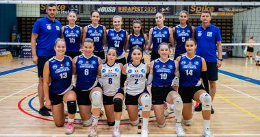 Stire din Sport : Voleibalistele Universității "Ovidius" Constanța s-au calificat în semifinalele Campionatului European Universitar
