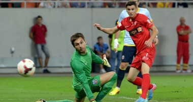 Stire din Sport : SCANDAL între JUCĂTORI după meciul DINAMO-ASTRA!