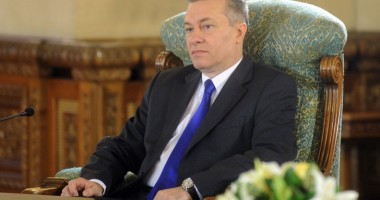 Stire din Politică-Administrație : Șeful CANCELARIEI PREZIDENȚIALE, eliberat din funcție