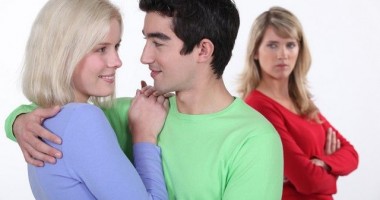 Stire din Life and Style : Iubitul tău s-a cuplat cu alta? Iată cum trebuie să acționezi