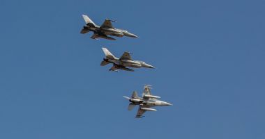 Stire din Eveniment : Avioane de la Baza Aeriană Mihail Kogălniceanu efectuează noi exerciții