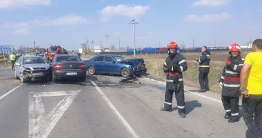 Stire din Eveniment : Accident pe Autostrada Soarelui. Doi oameni, răniți grav