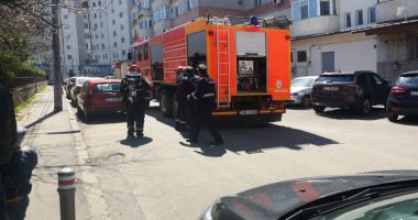 ALERTĂ 112! Apartament din Constanța, cuprins de flăcări - 2