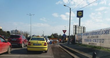 Șoferi, atenție! Trafic infernal, la intrare în Constanța