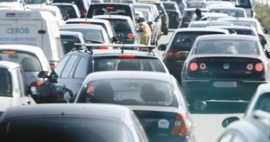 Stire din Social : Valori ridicate de trafic, astăzi, pe întreg litoralul! Ce sfaturi au polițiștii pentru șoferi