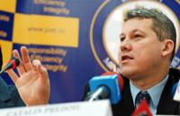 Stire din Eveniment : Judecătorii îi cer ministrului Predoiu demisia de onoare