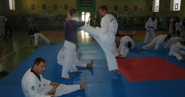 Stire din Eveniment : Galerie FOTO. Forțele Navale, pe podium la Campionatul Militar de Taekwondo