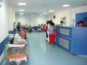 Stire din Social : Pacienții care așteaptă cu orele la Urgențe amenință cu procese