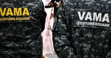 Stire din Eveniment : Foștii șefi ai vămilor din Portul Constanța, reținuți de DNA. Sunt acuzați de luare de mită! Convorbiri incendiare interceptate de anchetatori