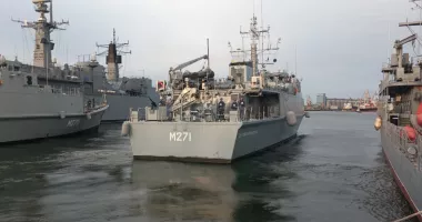 Vânătorul de mine M 271 participă la o misiune de supraveghere și securizare a Mării Negre