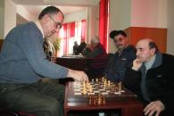 Stire din Social : Bani de pompat în cluburile pensionarilor s-au găsit, dar pentru subvenționarea gigacaloriei, ba!