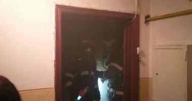 GALERIE FOTO / Incendiu la un apartament din Constanța. Intervin mai multe echipaje de pompieri - 3