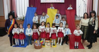 Cumpăna a celebrat Ziua Națională a României prin manifestări solemne și participare largă a comunității - 6