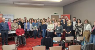 Stire din Sănătate : În fiecare zi, o luptă invizibilă. Poveștile pacienților cu boli rare