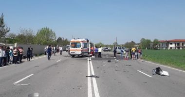 Galerie foto. Accident cu CINCI victime, la Constanța, după ce un autoturism a intrat pe contrasens - 2