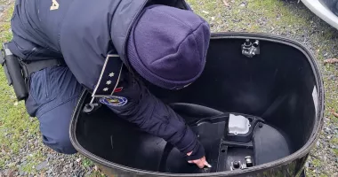 Dosar penal la Sulina. Motor de barcă căutat de autoritățile suedeze, ridicat de polițiști - 2