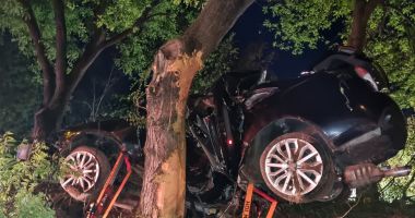 GALERIE FOTO / ACCIDENT TERIBIL LA MEDGIDIA: AU MURIT DOI TINERI! - 2