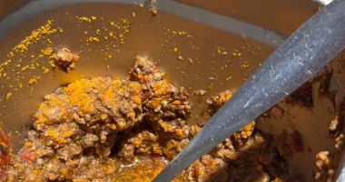 Stire din Social : Restaurant din Ovidiu, în centrul unui scandal. Sute de kilograme de alimente retrase de la vânzare