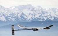 Stire din Diverse : Un avion va zbura în jurul lumii, alimentat cu energie solară