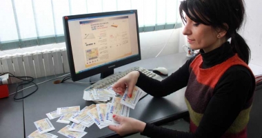 Stire din Social : IEI BONURI DE MASĂ? TREBUIE SĂ ȘTII ASTA