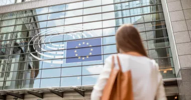 Stagii europene de cinci luni de practică pentru tineri prin programul Blue Book