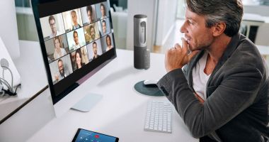 Stire din Tehnologie : Aplicația Zoom are probleme! Iată cu ce se confruntă utilizatorii