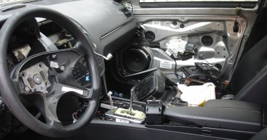 Stire din Eveniment : PERCHEZIȚII în Constanța / Pistol deținut ilegal și mașină furată, găsite de polițiști