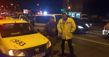 Galerie foto. Accident de circulație, la Constanța / Adolescent lovit de o mașină, pe trecerea de pietoni - 6