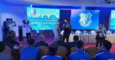 O singură echipă, o singură iubire: Farul Constanţa. Hagi revine pe banca tehnică - 6