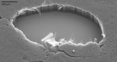 Stire din Actualitate : NASA a descoperit un material care absoarbe 99% din lumină
