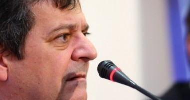 Stire din Actualitate : Sima consideră că cei care îl vor da în judecată nu au nicio șansă de câștig!