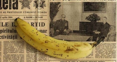 Stire din Social : VIDEO - CUM PETRECEAU ROMÂNII REVELIONUL ÎN COMUNISM. Bananele și portocalele erau "vedete" și nu lipsea discursul lui Ceaușescu