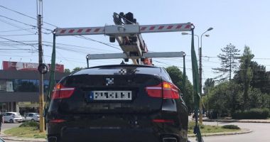Stire din Eveniment : Constănțeni, atenție! Mașinile parcate neregulamentar, ridicate de polițiștii locali