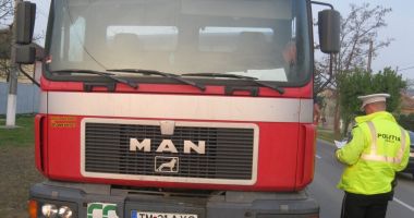Stire din Eveniment : Scandal uriaș în Poliție. 23 de agenți acuzați de corupție