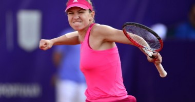 Stire din Sport : Simona HALEP - Raluca OLARU, în turul secund la CHINA OPEN