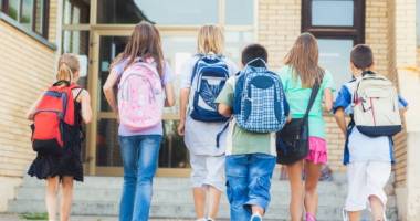 Stire din Cultură-Educație : Ministerul Educației a elaborat un nou regulament școlar. Iată ce prevede