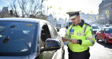 Stire din Eveniment : Acțiuni ale polițiștilor din Mangalia și Constanța pentru creșterea siguranței publice și școlare