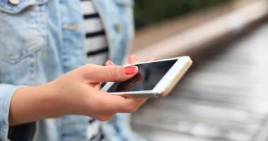 Stire din Actualitate : Alertă de securitate pentru Android: malware-ul „NoVoice” a infectat peste 2,3 milioane de dispozitive