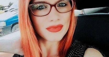 Stire din Eveniment : LACRIMI ȘI DURERE. Andreea Cristea, tânăra decedată în urma atentatului de la Londra, condusă pe ultimul drum