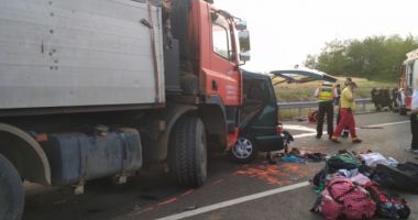 Stire din Eveniment : NOUĂ VIEȚI PENTRU UN LIVE PE FACEBOOK / Cum s-a produs tragicul accident cu români - animație grafică