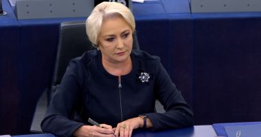 Stire din Politică-Administrație : Viorica Dăncilă: Suntem pregătiți să oferim soluții românilor indiferent de scenariul privind ieșirea Marii Britanii din UE