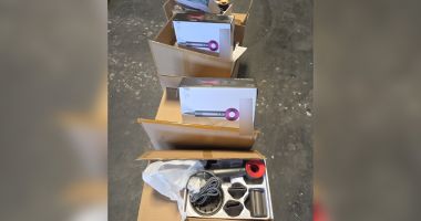 Sute de uscătoare de păr contrafăcute sosite din Egipt, depistate în Portul Constanța - 2