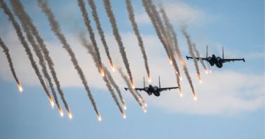 Stire din Eveniment : Două avioane de luptă Su-34 s-au ciocnit. Ce s-a întâmplat cu piloții