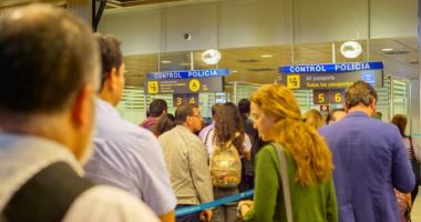 Stire din Eveniment : Atenționare de călătorie în Spania! Grevă generală în Barcelona și în alte orașe din regiune