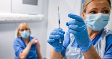 Alte 38.695 persoane vaccinate contra Covid-19
