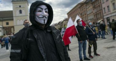 Anonymous dă lovitura în Rusia! Peste 35.000 de documente secrete vor fi făcute publice în următoarele 48 de ore
