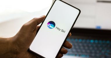 Stire din Actualitate : Siri, asistentul vocal al Apple, este anchetat pentru colectare ilegală de date: „Drepturile fundamentale contează”