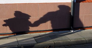 Stire din Eveniment : Primul caz judecat în România pentru “violență spirituală”. Ce implicații are cazul