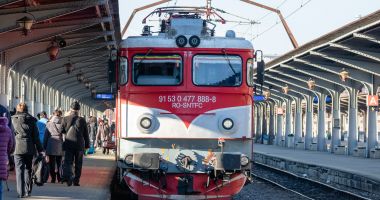 Stire din Social : CFR Călători scumpește biletele de tren. De când se aplică majorarea