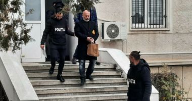 Stire din Eveniment : Administratorii Fermei Dacilor rămân în arest preventiv şi, arest la domiciliu încă 30 de zile